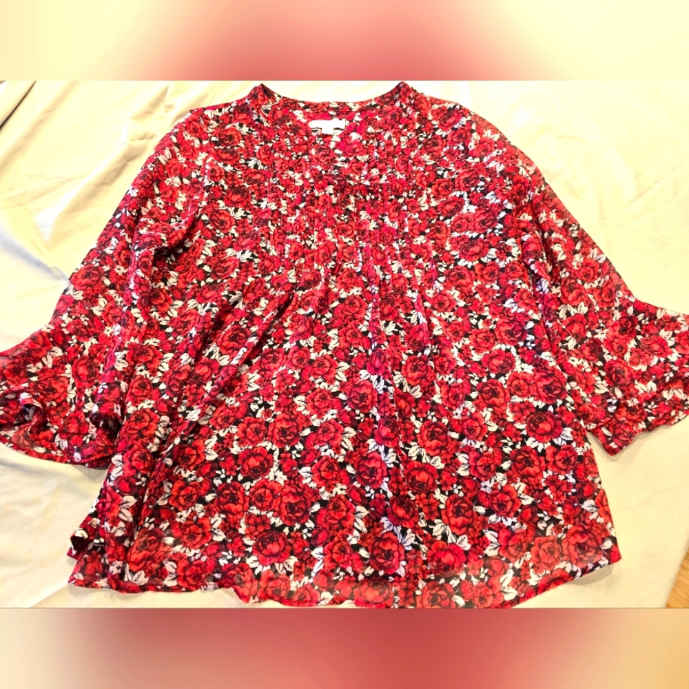 Charter Club Shirt Red, Black & White Floral Size Large